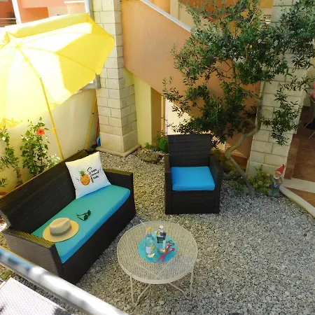 아파트 Dalmatia Ketty