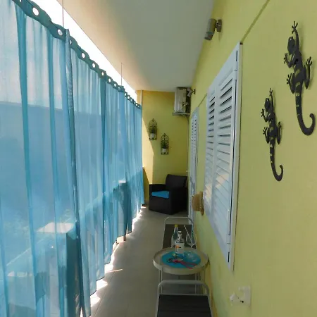 Dalmatia Ketty Apartment *